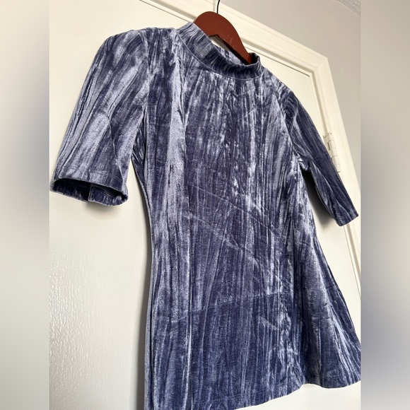 Anthropologie Pilcro Velvet Velveteen Mock Neck Top Blouse in Slate Size S - Picture 4 of 6